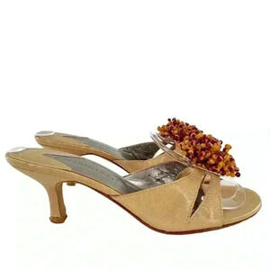 A. Marinelli womens heels size 4.5 tan leather floral slip on slides